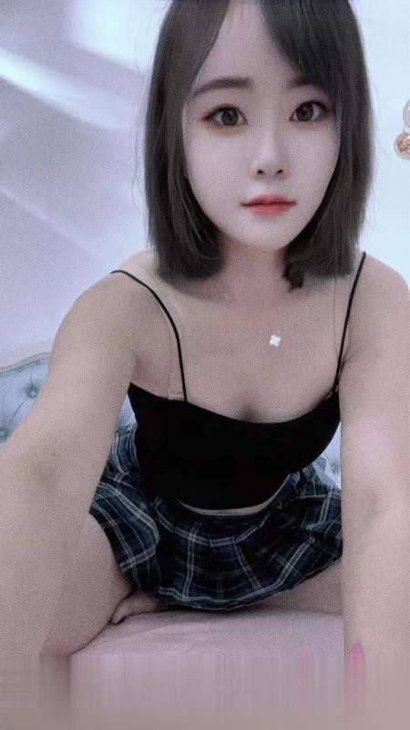 广东-深圳身材好很主动骚少妇-1.jpg